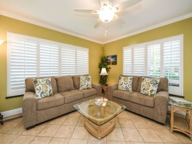 Anna Maria Walk to Beach 3 Bedroom Vacation Home